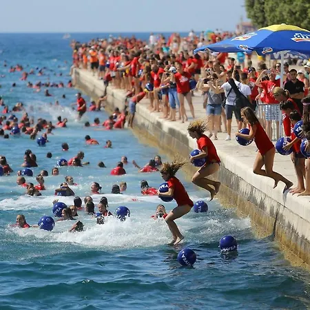 Eva * Sveti Petar (Zadar)